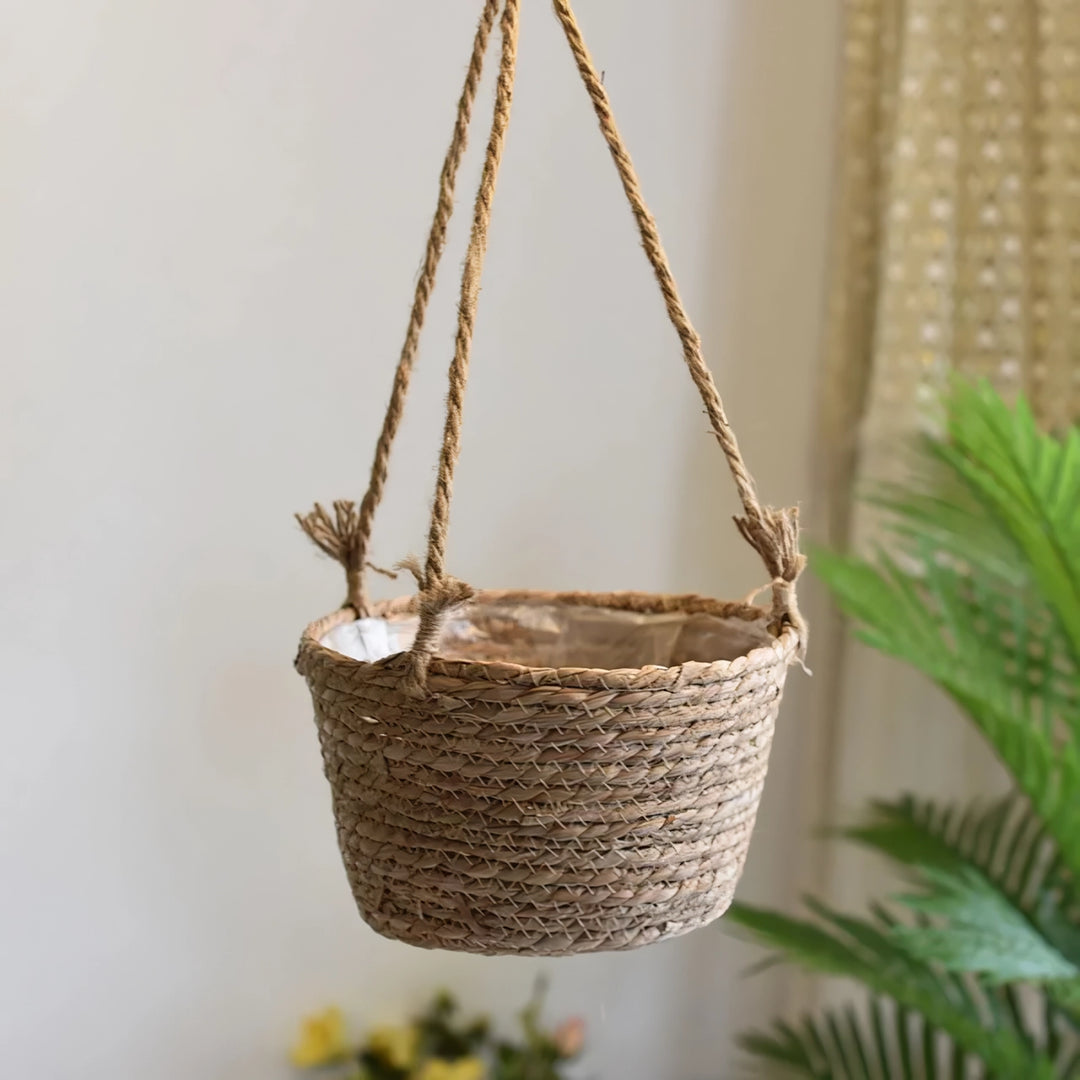 Charming Jute Rope Hanging Planter Basket for Indoor and Outdoor Decor