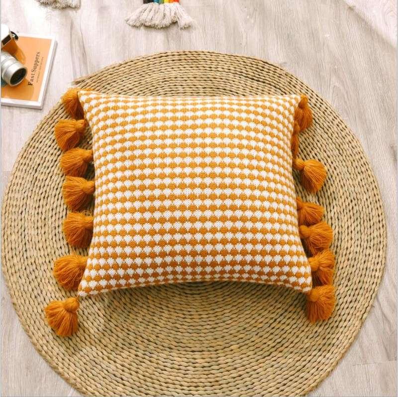 Spot Plaid Tassel Cushion Cover