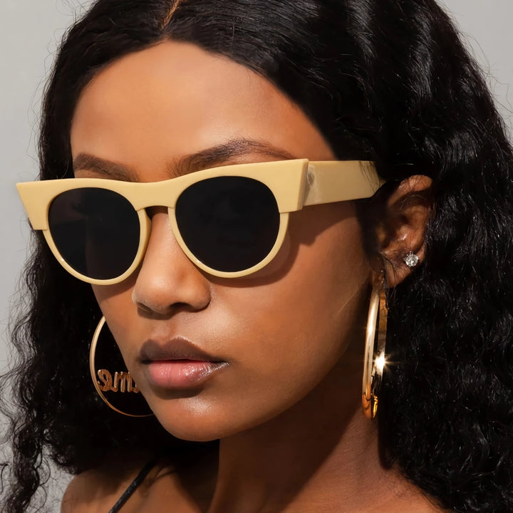 Chic Cat Eye Vintage Sunglasses for Women - UV400 Protection Gradient Lenses