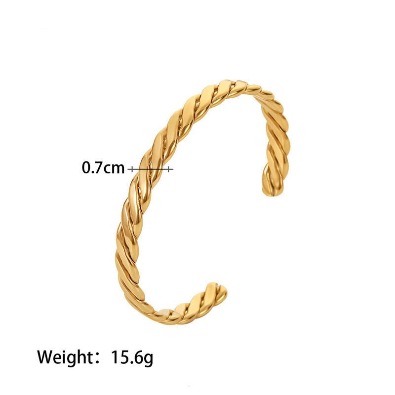 Stainless Steel Cuban Chain Bracelet - 18K Gold Plated Heavy Metal Texture