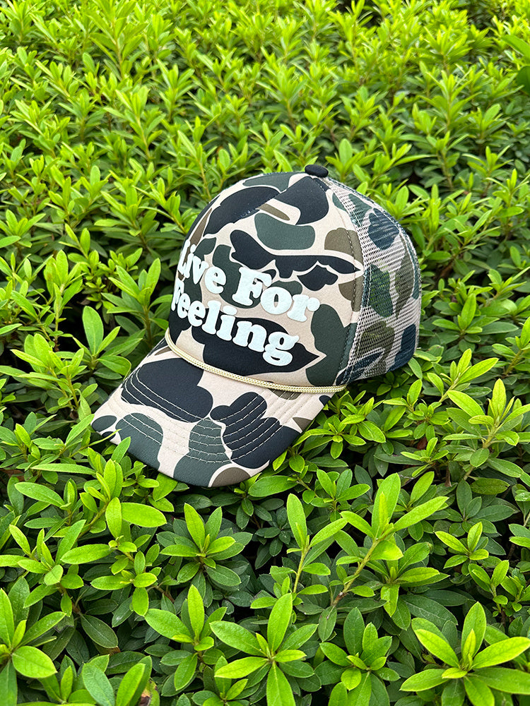 Live For Feeling Letter Embroidery Camouflage Curved Brim Hat