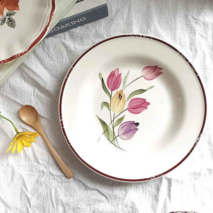 Retro Rose Ceramic Dinnerware – Elegant Floral Dessert and Snack Plate for Afternoon Tea and Home Dining