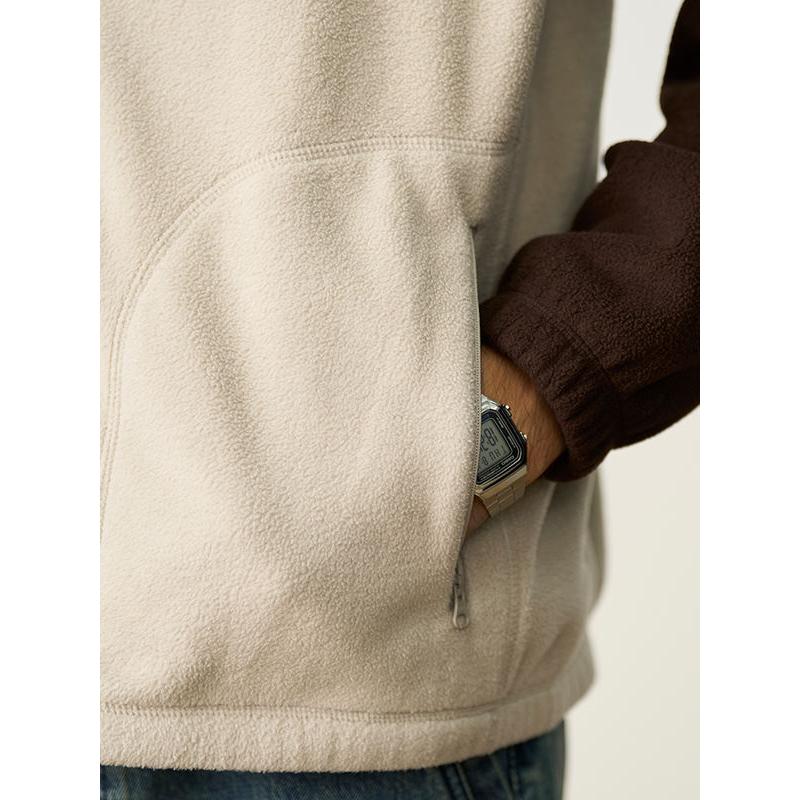 Stay Cozy and Stylish with the 300gsm Polar Fleece Jacket