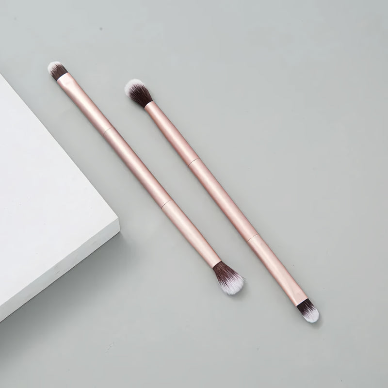 Double Ended Eyeshadow & Nose Shadow Brush