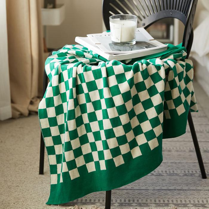 Cozy Checkerboard Plaid Cotton Knitted Blanket for Home Décor