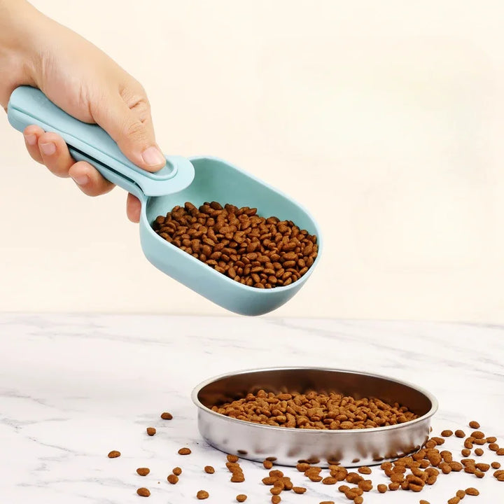 3-in-1 Multifunction Cat and Dog Food Scoop with Sealing Bag Clip