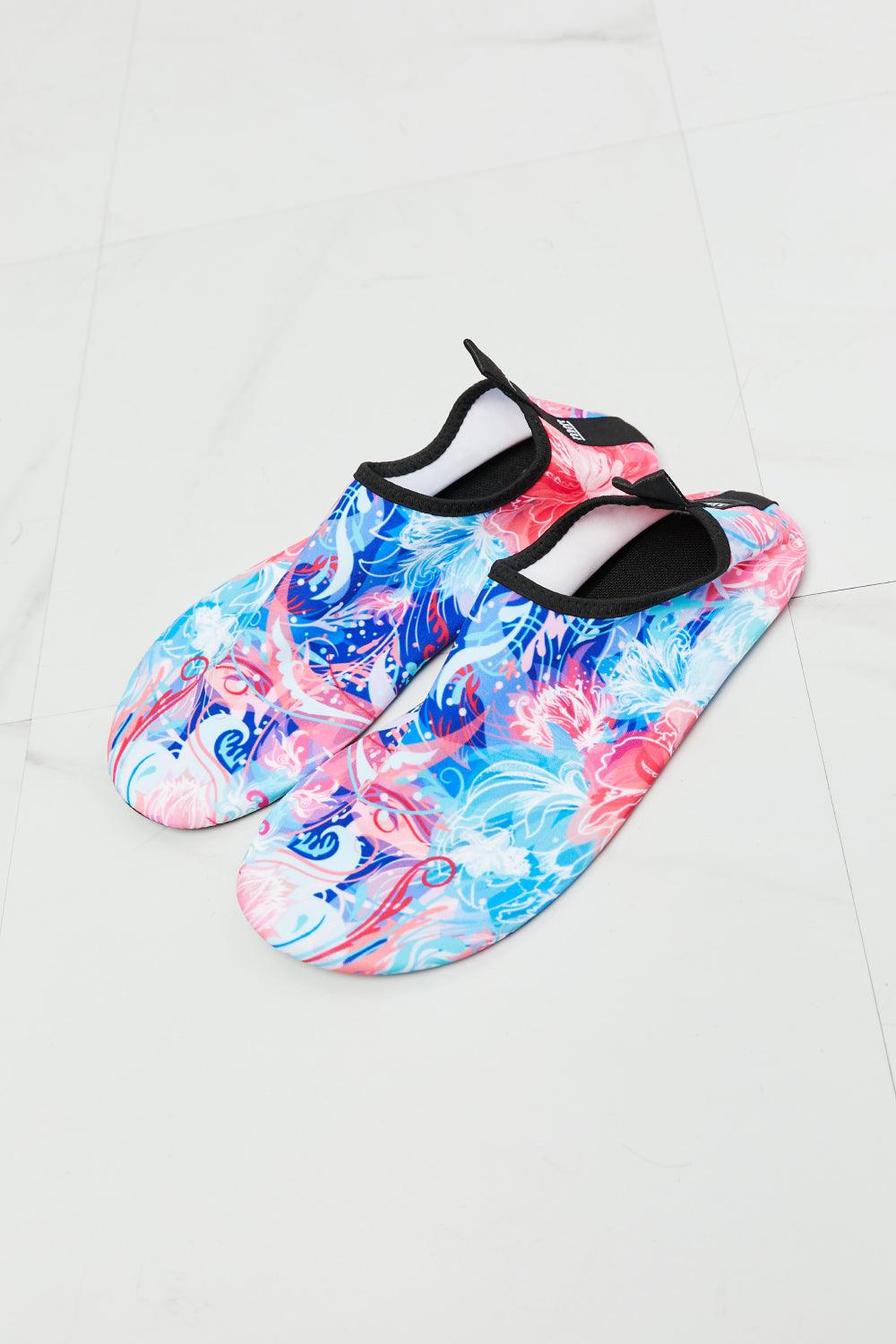 MMshoes On The Shore Water Shoes in Pink and Sky Blue - Trendha