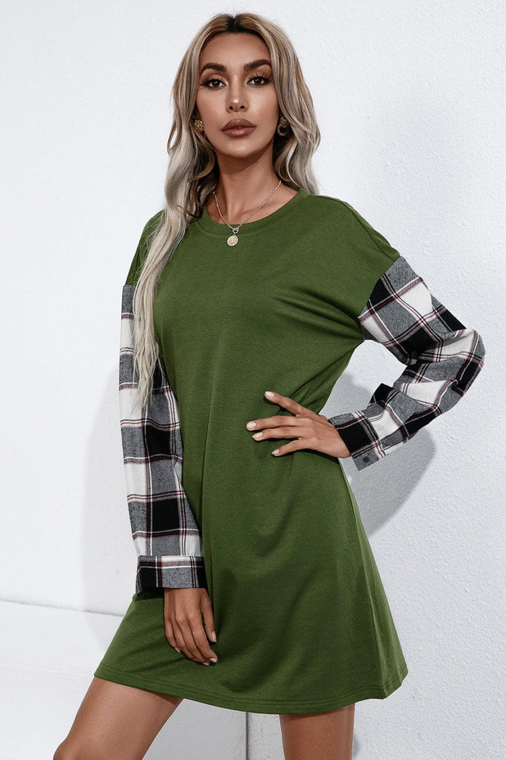 Plaid Sleeve Contrast T-Shirt Dress - Trendha