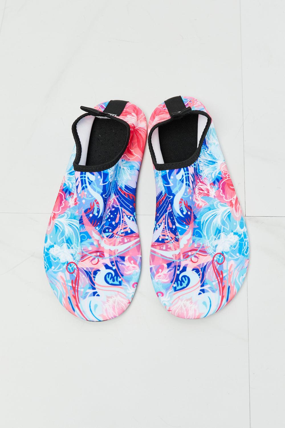 MMshoes On The Shore Water Shoes in Pink and Sky Blue - Trendha
